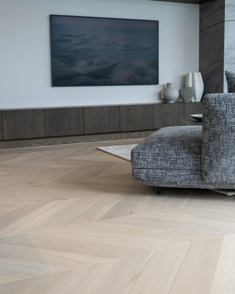 Herringbone-pattern floor in a living room